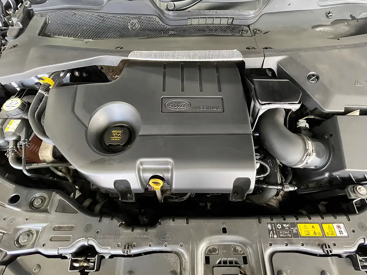 Used 2019 Land Rover Range Rover Evoque S Grey - Interior and Exterior details 12