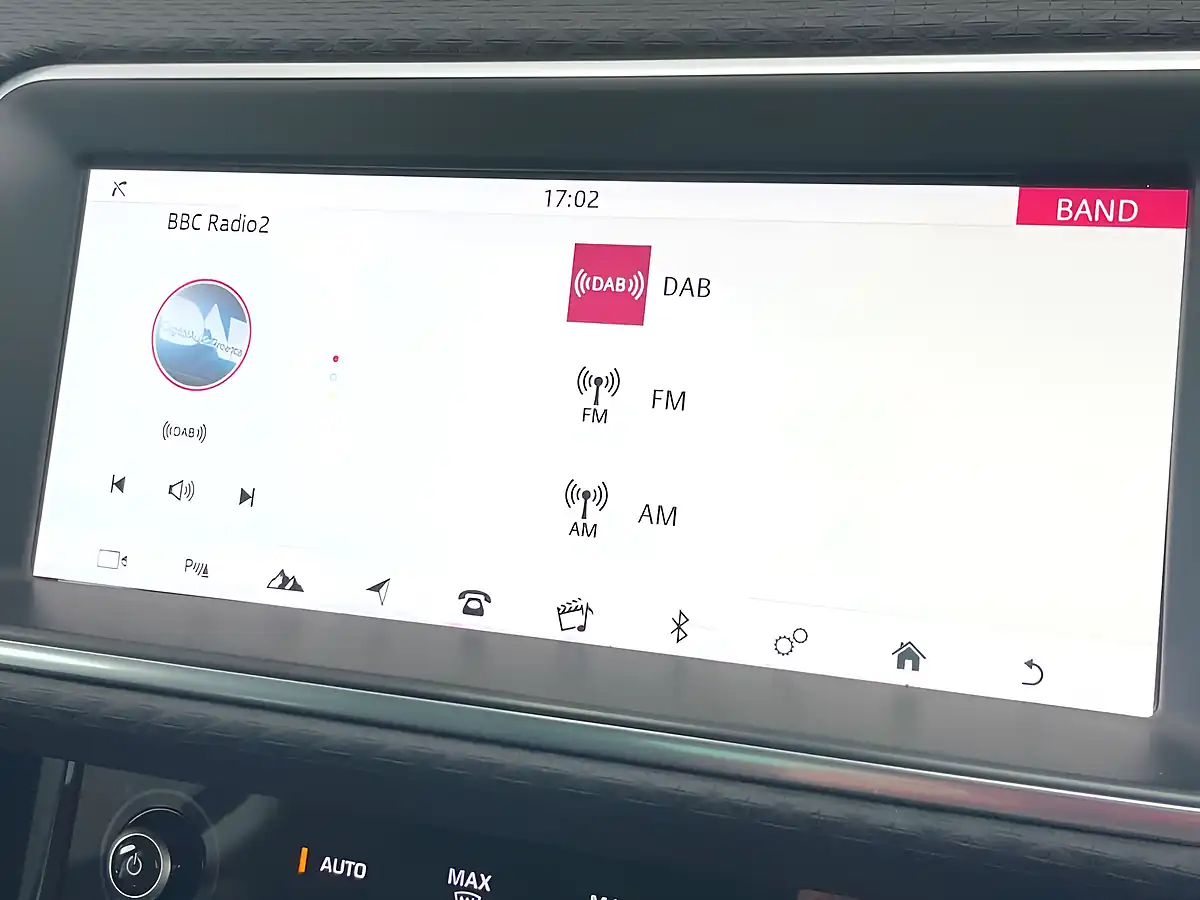 Used 2019 Land Rover Range Rover Evoque S Grey - Interior and Exterior details 19