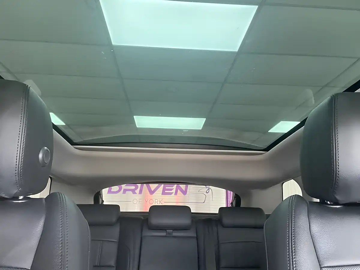 Used 2019 Land Rover Range Rover Evoque S Grey - Interior and Exterior details 20