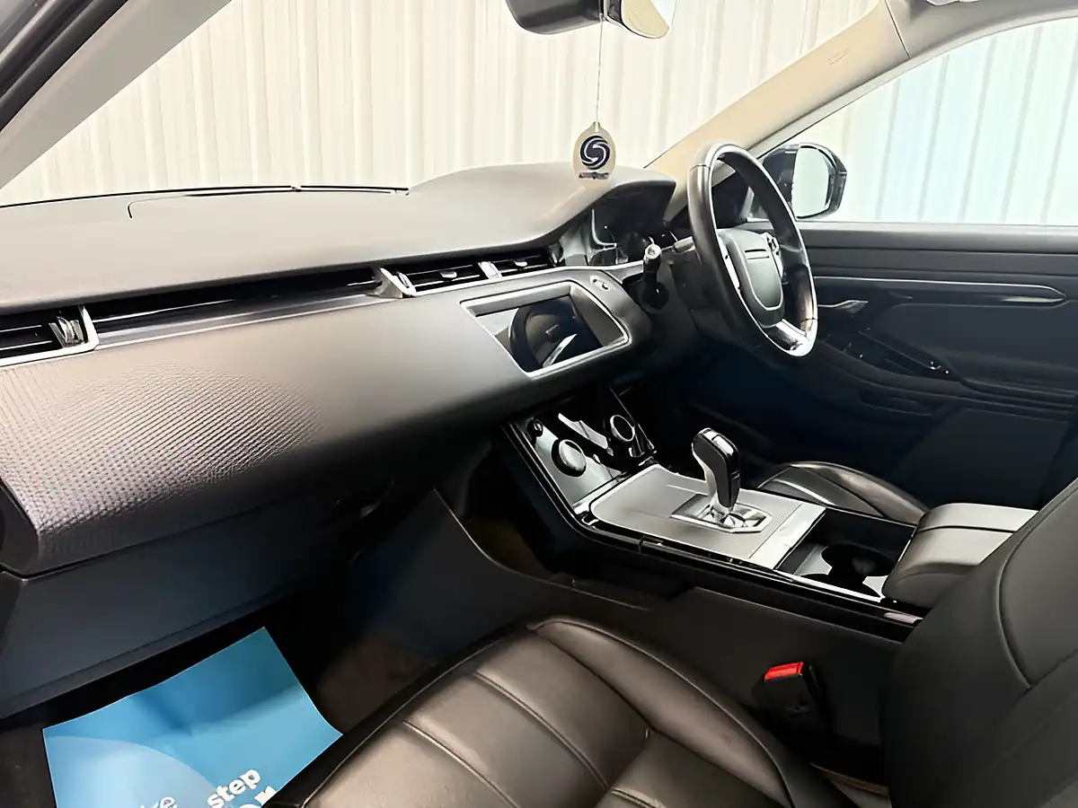Used 2019 Land Rover Range Rover Evoque S Seoul Pearl Silver - Interior and Exterior details 10