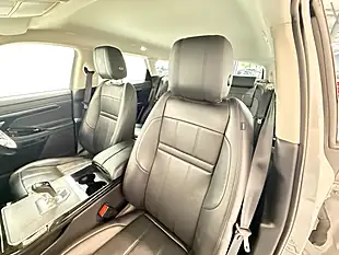 Used 2019 Land Rover Range Rover Evoque S Seoul Pearl Silver - Interior and Exterior details 11