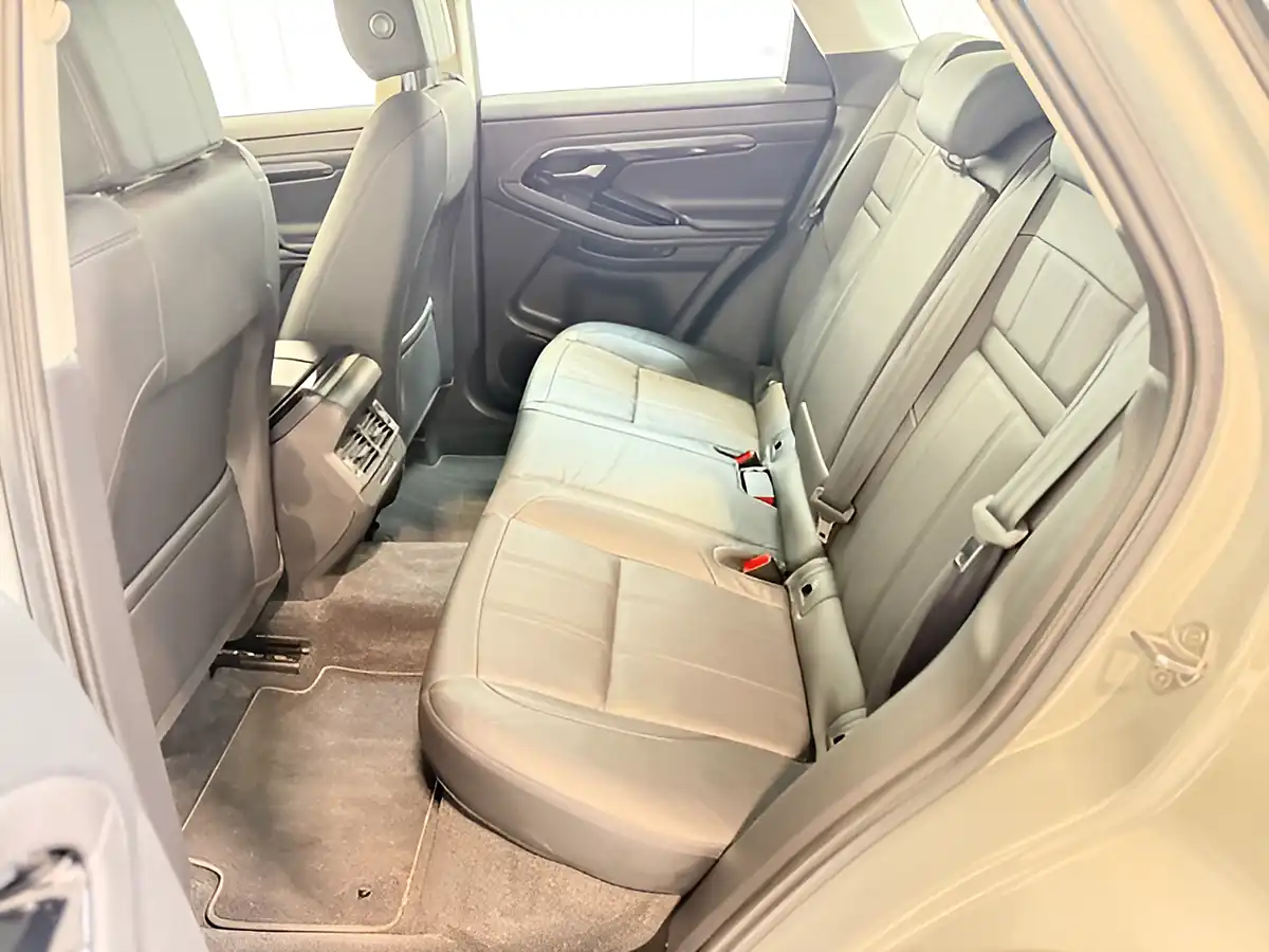 Used 2019 Land Rover Range Rover Evoque S Seoul Pearl Silver - Interior and Exterior details 12