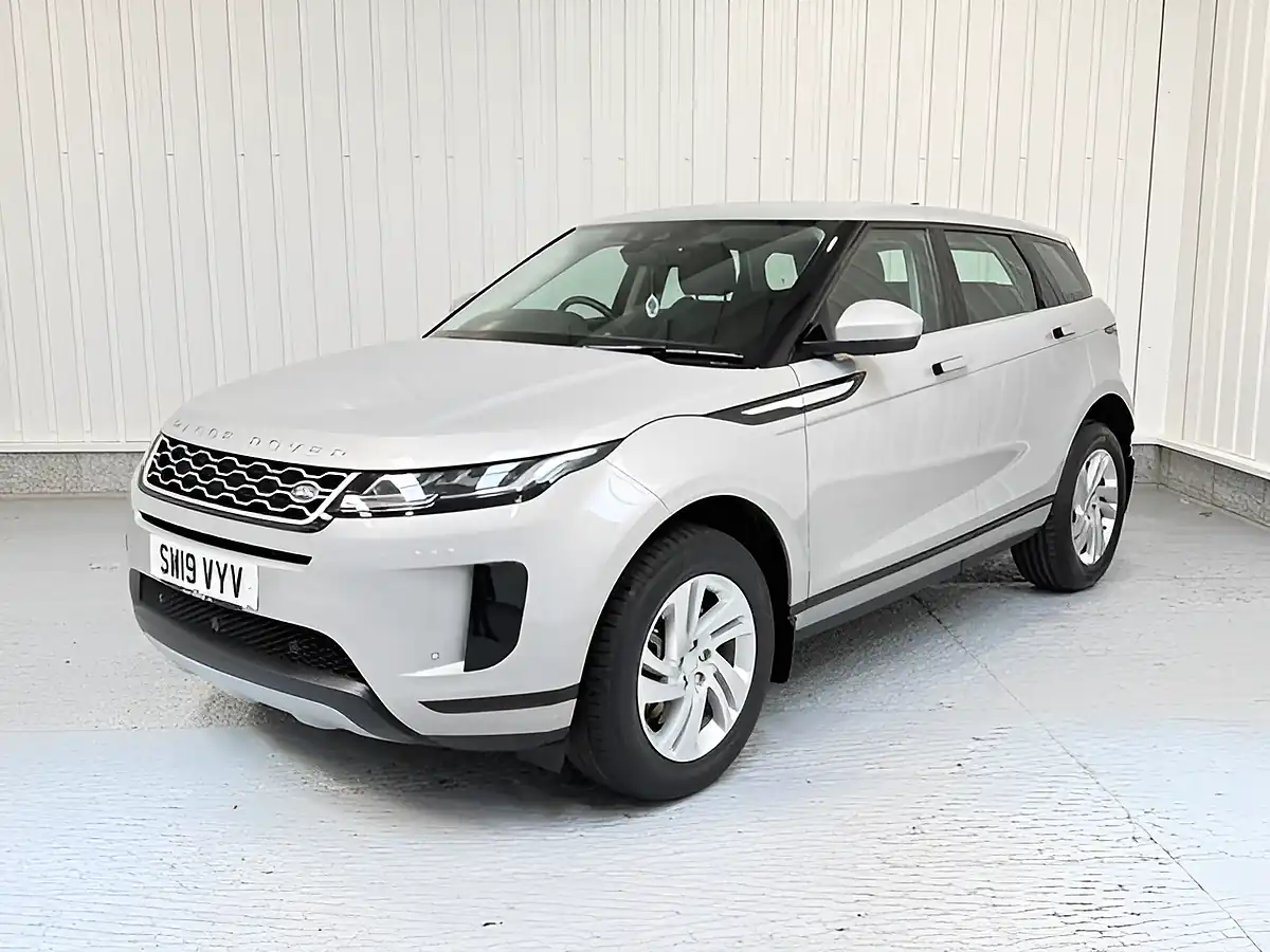 Used 2019 Land Rover Range Rover Evoque S Seoul Pearl Silver - Interior and Exterior details 3