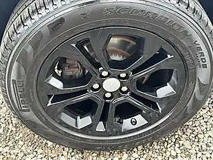 Used 2019 Land Rover Range Rover Evoque S White - Interior and Exterior details 15