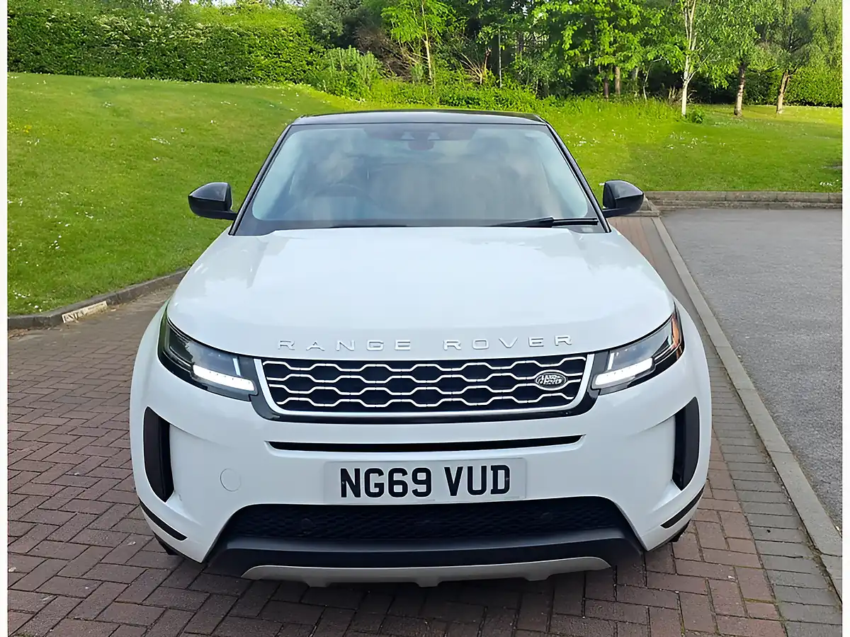 Used 2019 Land Rover Range Rover Evoque S White - Interior and Exterior details 2