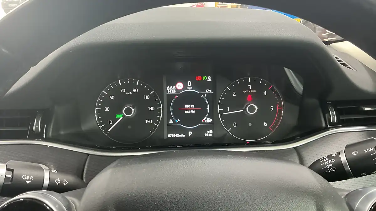 Used 2019 Land Rover Range Rover Evoque S White - Interior and Exterior details 18