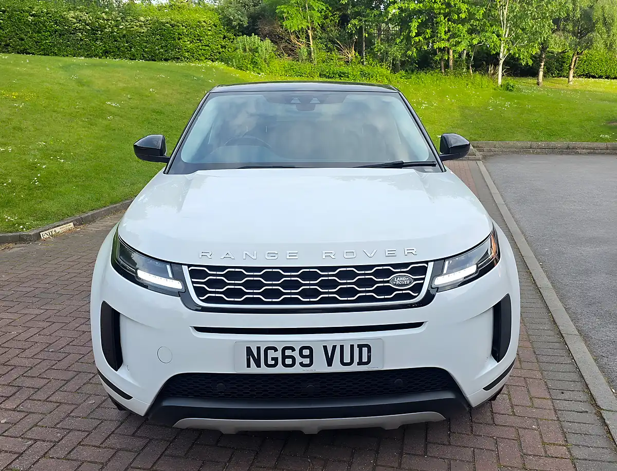 Used 2019 Land Rover Range Rover Evoque S White - Interior and Exterior details 3