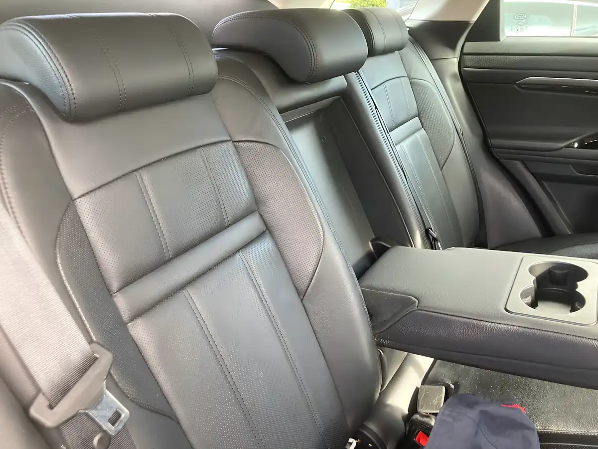 Used 2019 Land Rover Range Rover Evoque S White - Interior and Exterior details 18