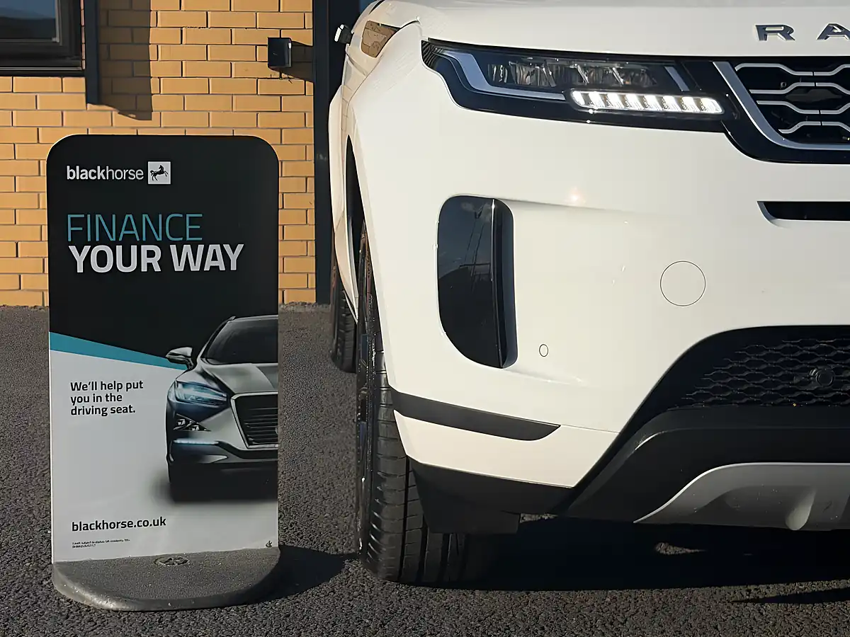 Used 2019 Land Rover Range Rover Evoque S White - Interior and Exterior details 7