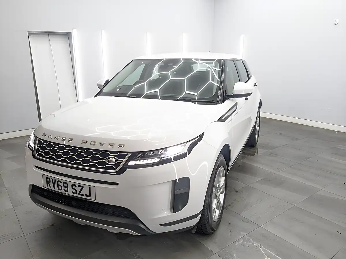 Used 2019 Land Rover Range Rover Evoque S White - Interior and Exterior details 7