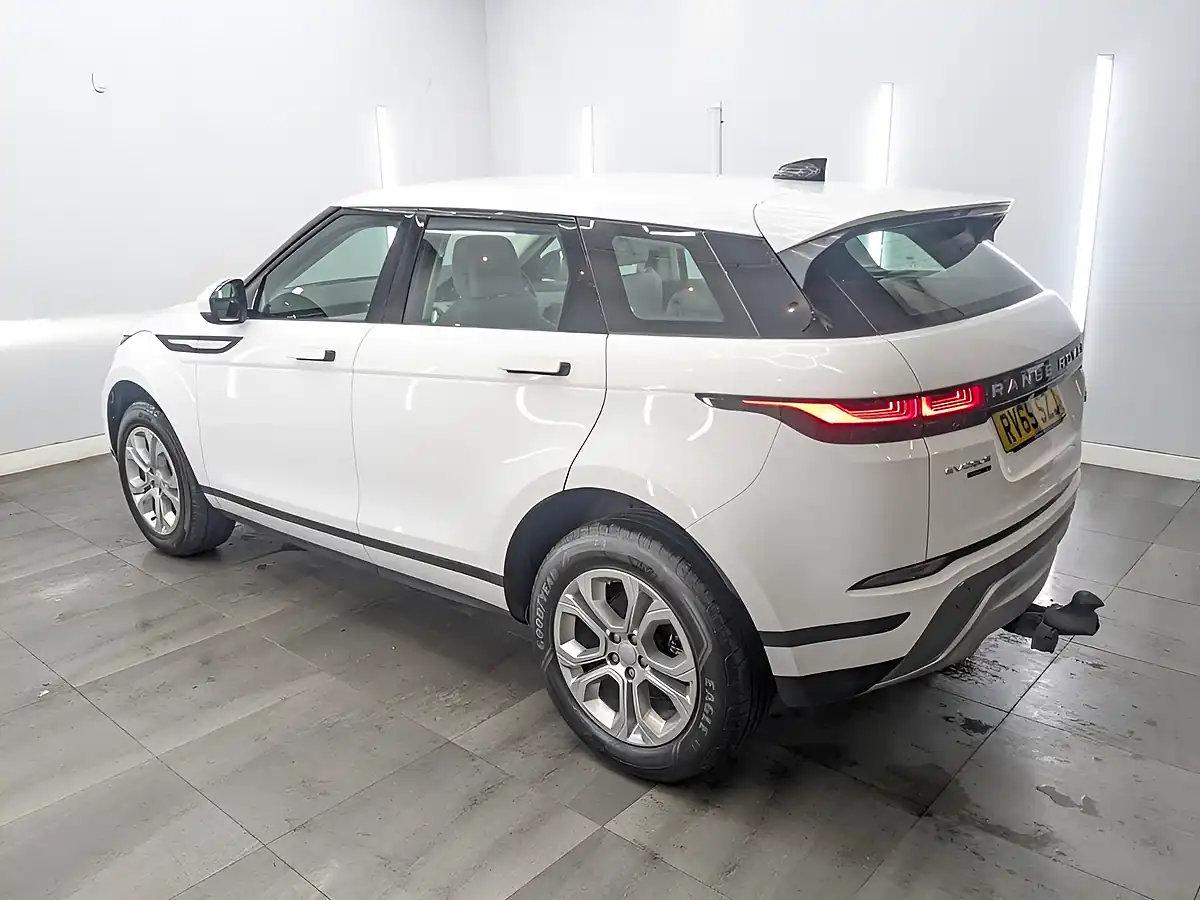 Used 2019 Land Rover Range Rover Evoque S White - Interior and Exterior details 9