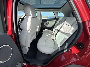 Used 2019 Land Rover Range Rover Evoque Se Red - Interior and Exterior details 16