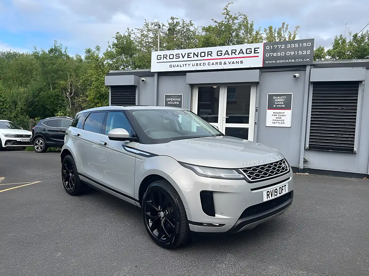 Used 2019 Land Rover Range Rover Evoque Se Seoul Pearl Silver - Front View