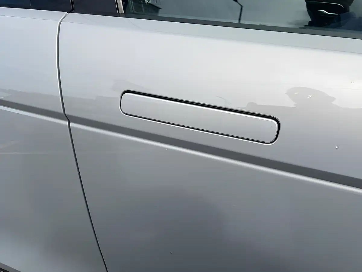 Used 2019 Land Rover Range Rover Evoque Se Seoul Pearl Silver - Interior and Exterior details 10