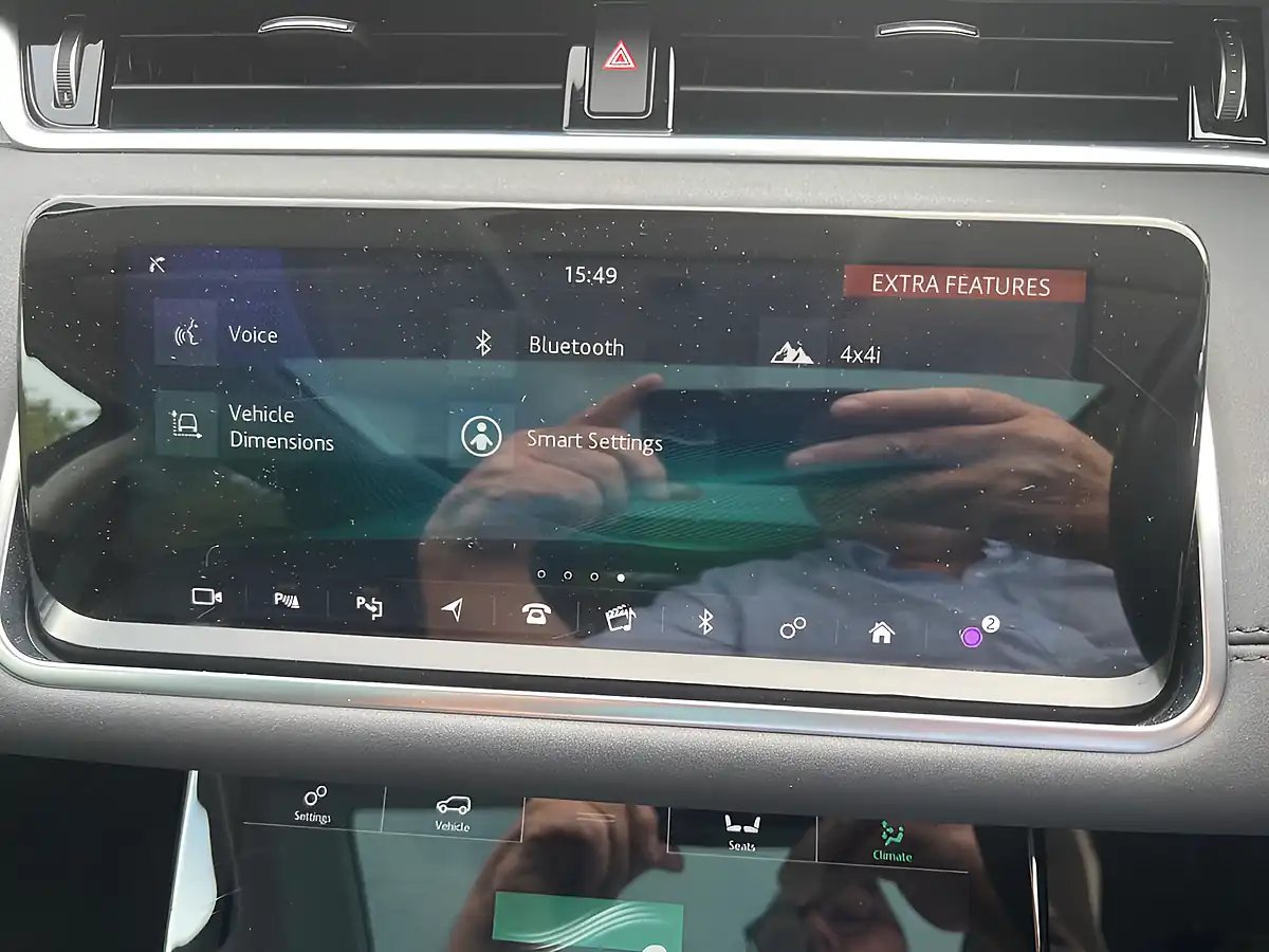 Used 2019 Land Rover Range Rover Evoque Se Seoul Pearl Silver - Interior and Exterior details 17