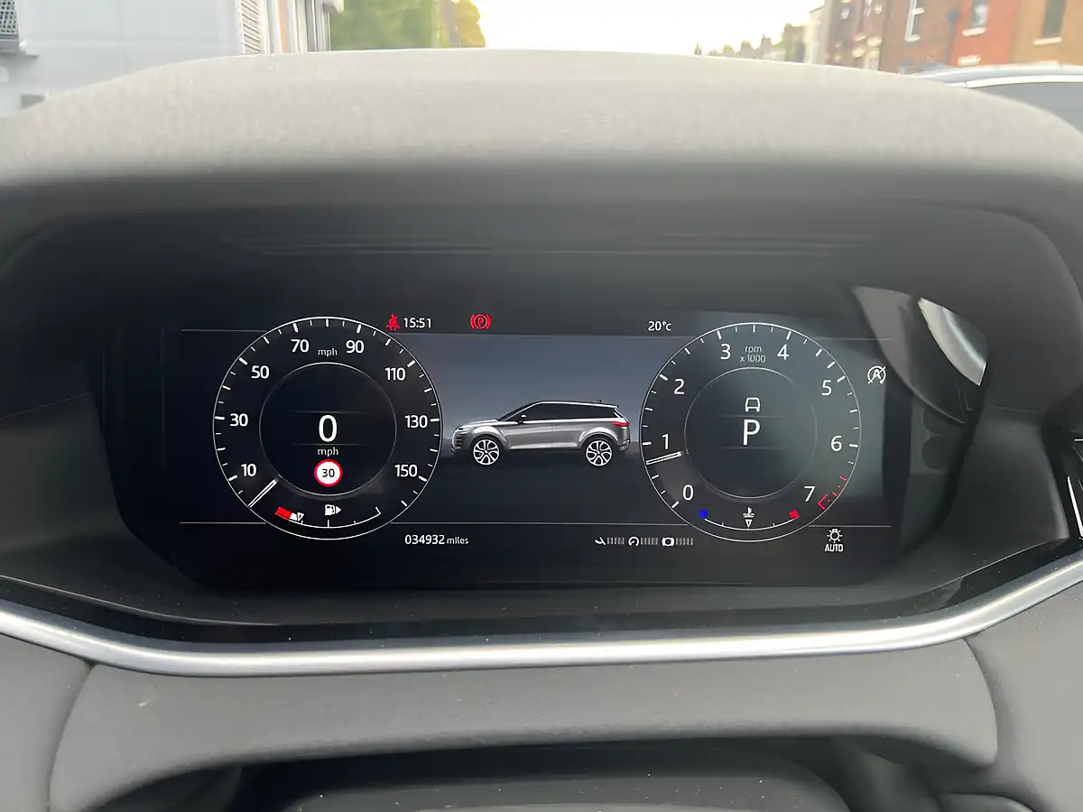 Used 2019 Land Rover Range Rover Evoque Se Seoul Pearl Silver - Interior and Exterior details 19