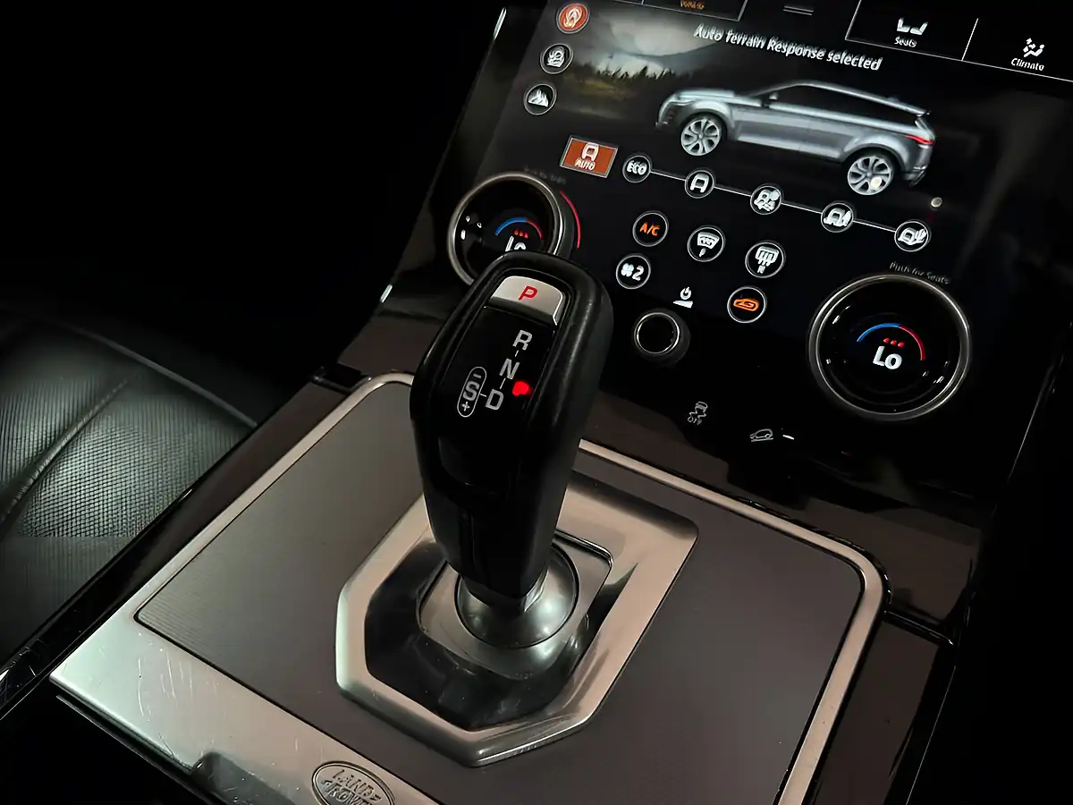 Used 2019 Land Rover Range Rover Evoque Se Silver - Interior and Exterior details 13