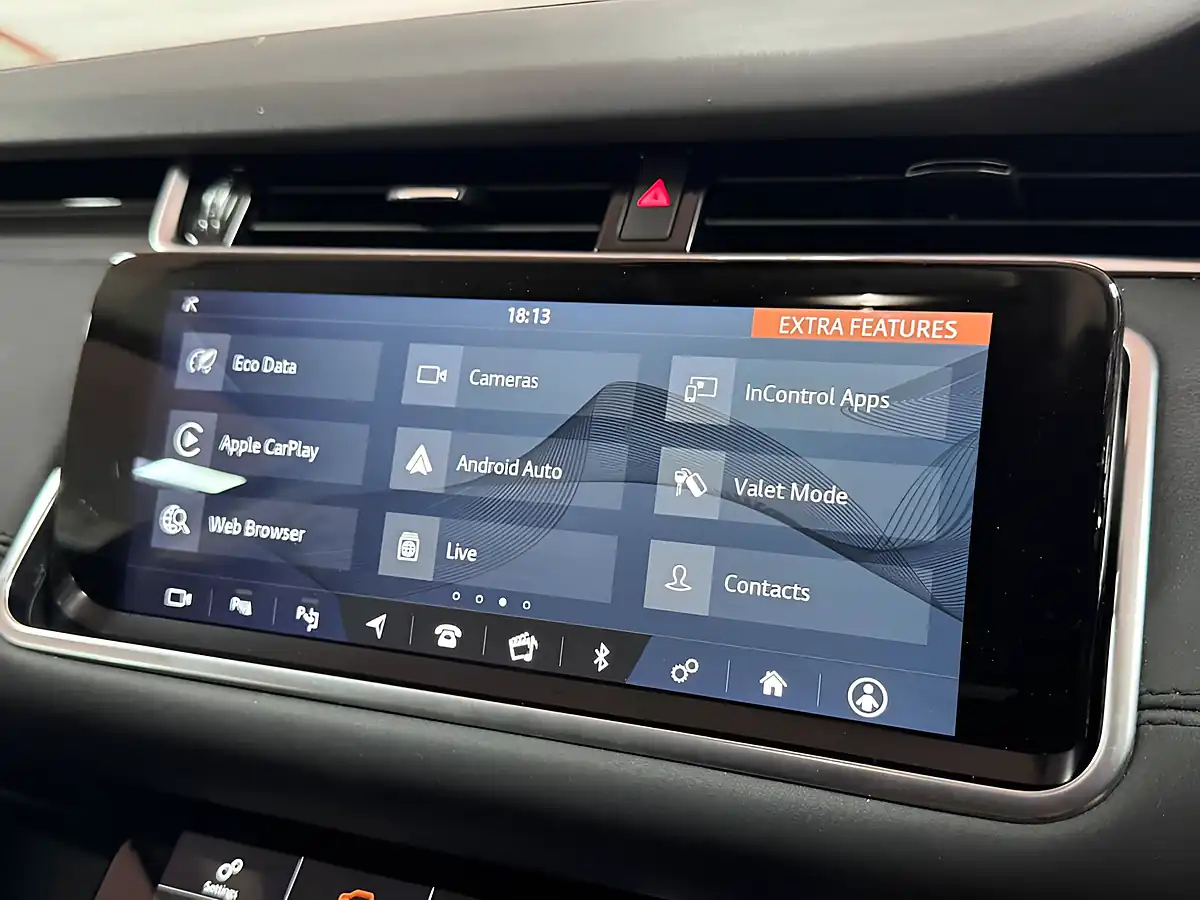 Used 2019 Land Rover Range Rover Evoque Se Silver - Interior and Exterior details 14