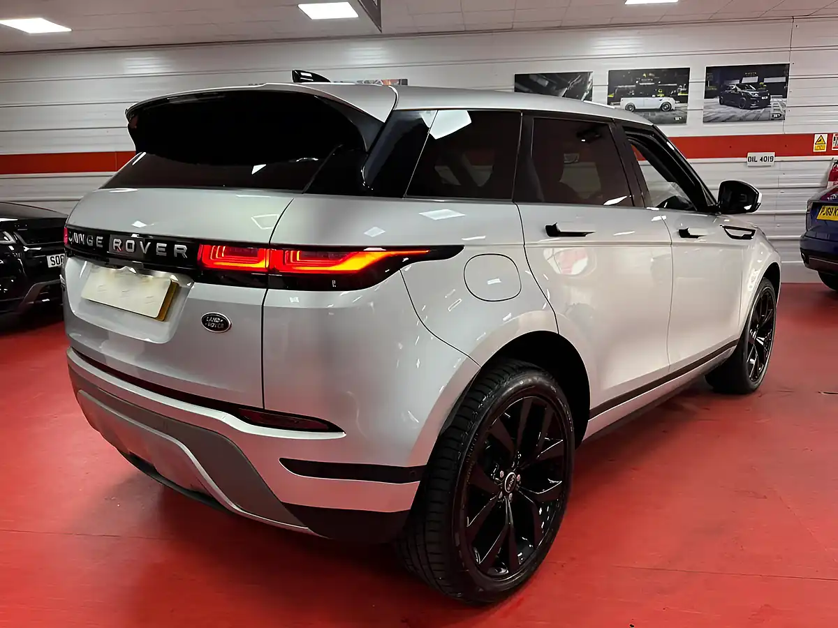 Used 2019 Land Rover Range Rover Evoque Se Silver - Interior and Exterior details 7