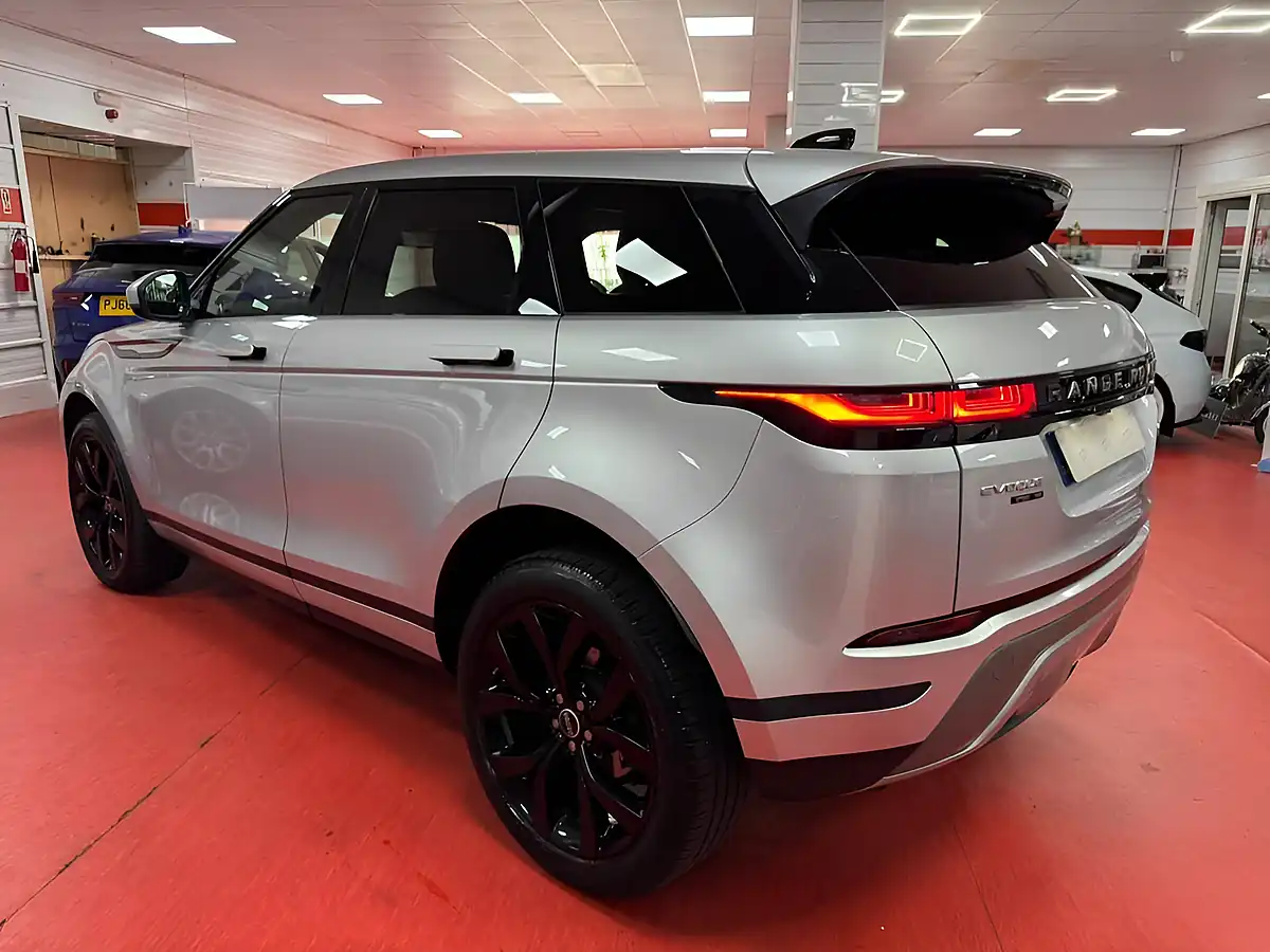 Used 2019 Land Rover Range Rover Evoque Se Silver - Interior and Exterior details 9