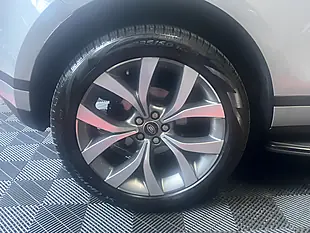 Used 2019 Land Rover Range Rover Evoque Se Silver - Interior and Exterior details 9