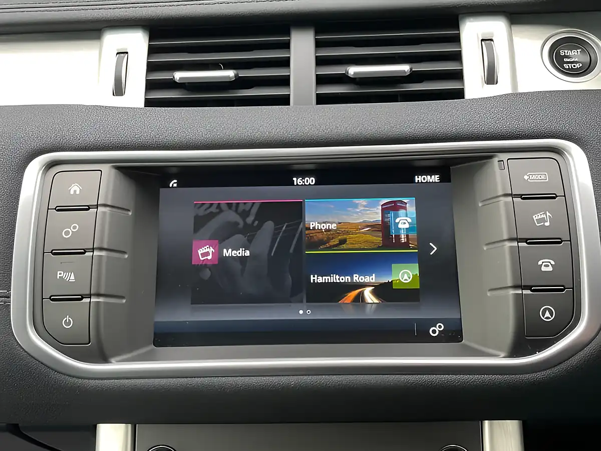 Used 2019 Land Rover Range Rover Evoque Se Tech Black - Interior and Exterior details 15