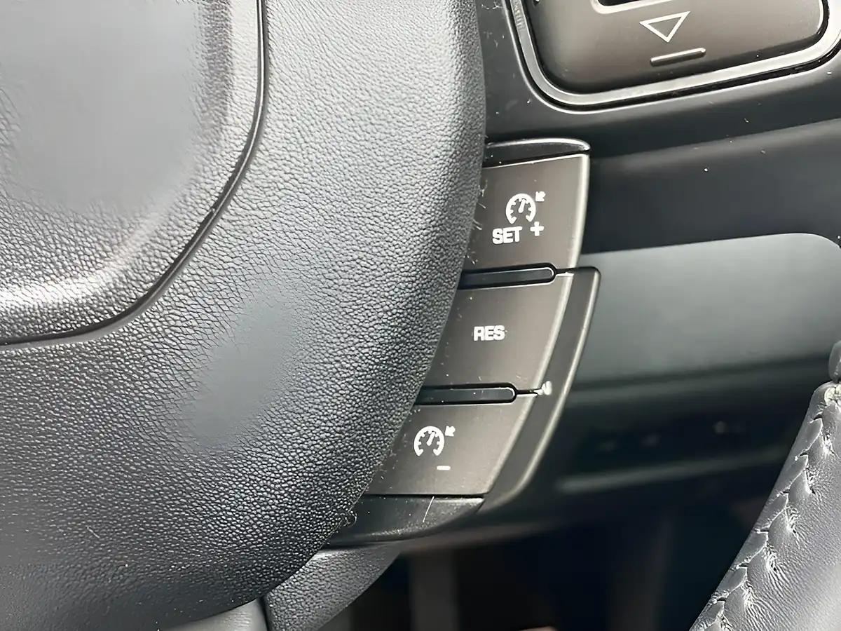 Used 2019 Land Rover Range Rover Evoque Se Tech Black - Interior and Exterior details 20