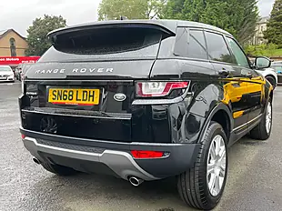 Used 2019 Land Rover Range Rover Evoque Se Tech Black - Interior and Exterior details 9