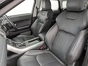 Used 2019 Land Rover Range Rover Evoque Se Tech Santorini Black - Interior and Exterior details 13