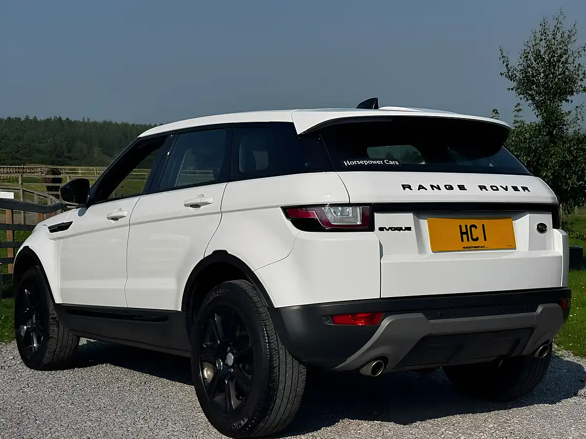 Used 2019 Land Rover Range Rover Evoque Se Tech White - Interior and Exterior details 2