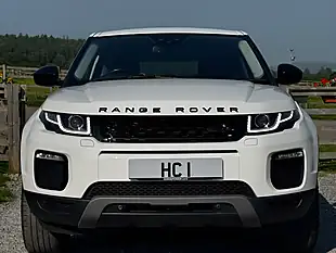 Used 2019 Land Rover Range Rover Evoque Se Tech White - Interior and Exterior details 3