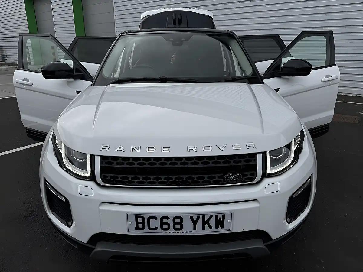 Used 2019 Land Rover Range Rover Evoque Se Tech White - Interior and Exterior details 11