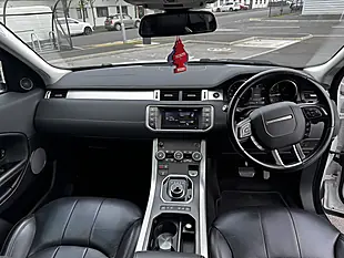 Used 2019 Land Rover Range Rover Evoque Se Tech White - Interior and Exterior details 15