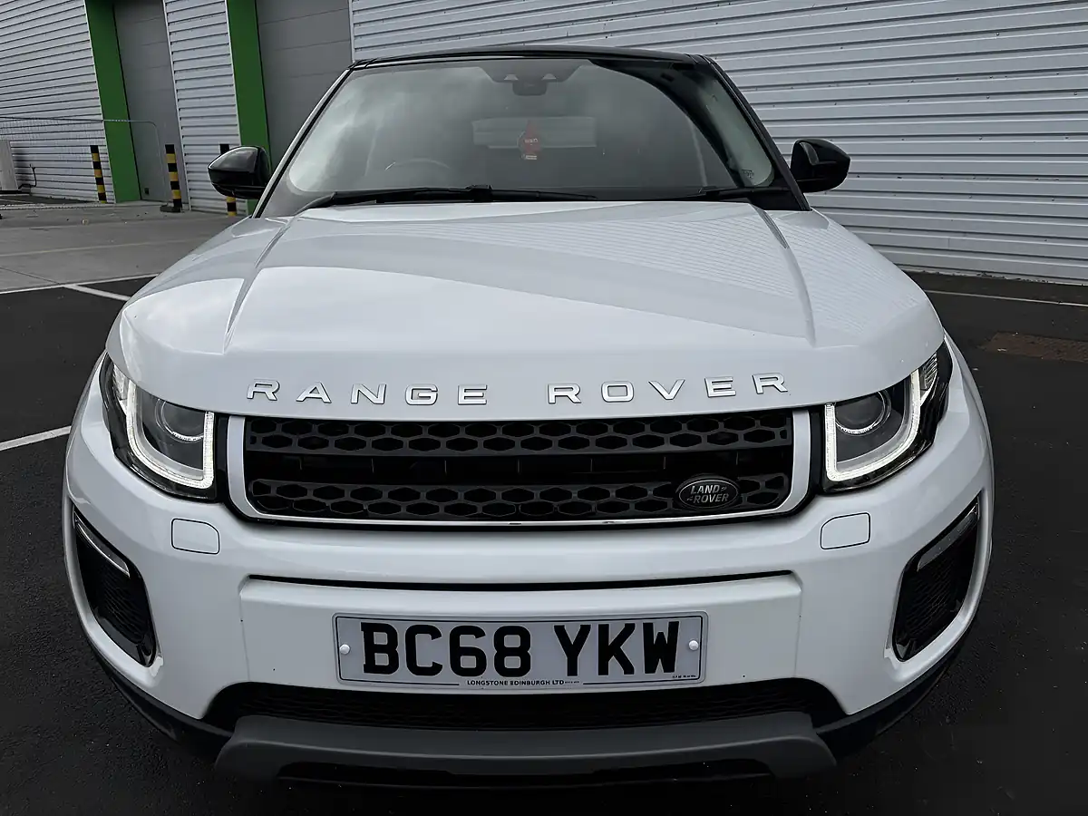 Used 2019 Land Rover Range Rover Evoque Se Tech White - Interior and Exterior details 7