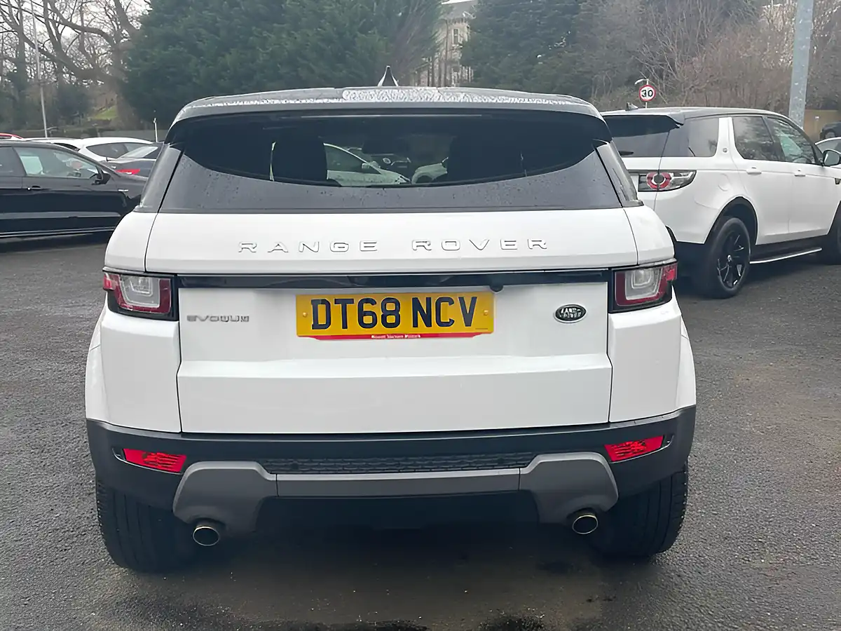 Used 2019 Land Rover Range Rover Evoque Se Tech White - Interior and Exterior details 7