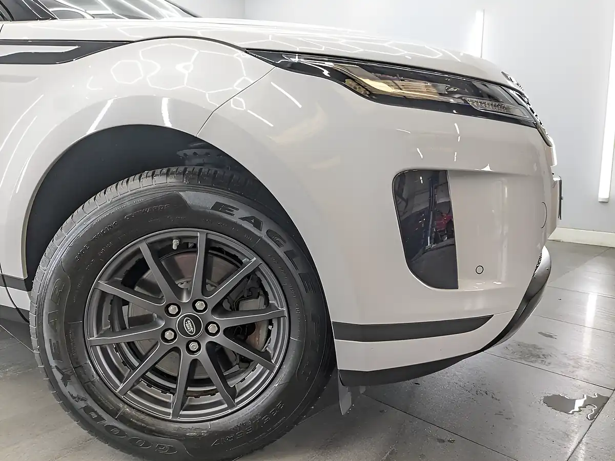 Used 2019 Land Rover Range Rover Evoque SUV 5dr White - Interior and Exterior details 2