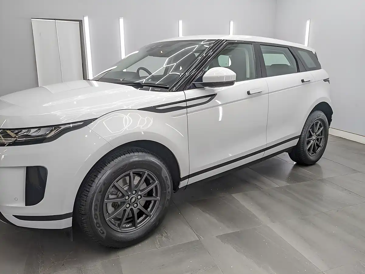Used 2019 Land Rover Range Rover Evoque SUV 5dr White - Interior and Exterior details 3