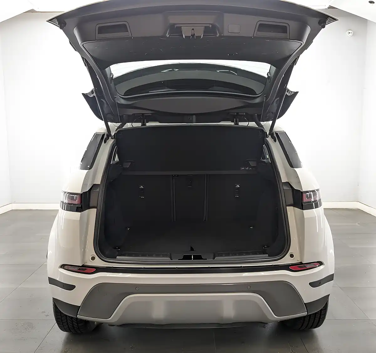 Used 2019 Land Rover Range Rover Evoque SUV 5dr White - Interior and Exterior details 9