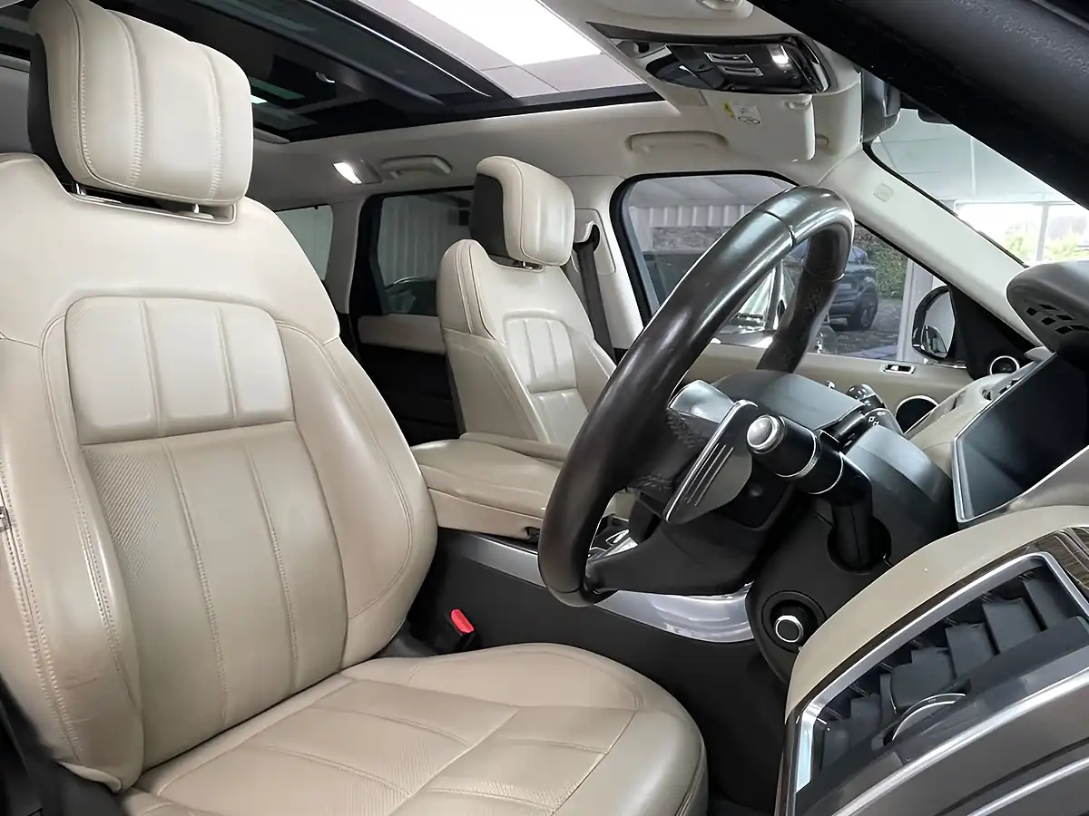 Used 2019 Land Rover Range Rover P400 Hse Hse Dynamic Eiger Grey - Interior and Exterior details 13