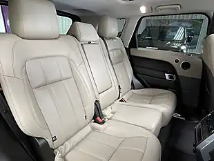 Used 2019 Land Rover Range Rover P400 Hse Hse Dynamic Eiger Grey - Interior and Exterior details 12