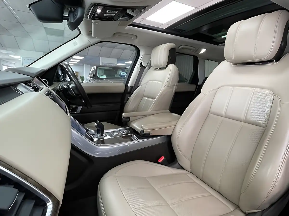 Used 2019 Land Rover Range Rover P400 Hse Hse Dynamic Eiger Grey - Interior and Exterior details 14