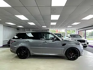 Used 2019 Land Rover Range Rover P400 Hse Hse Dynamic Eiger Grey - Interior and Exterior details 2