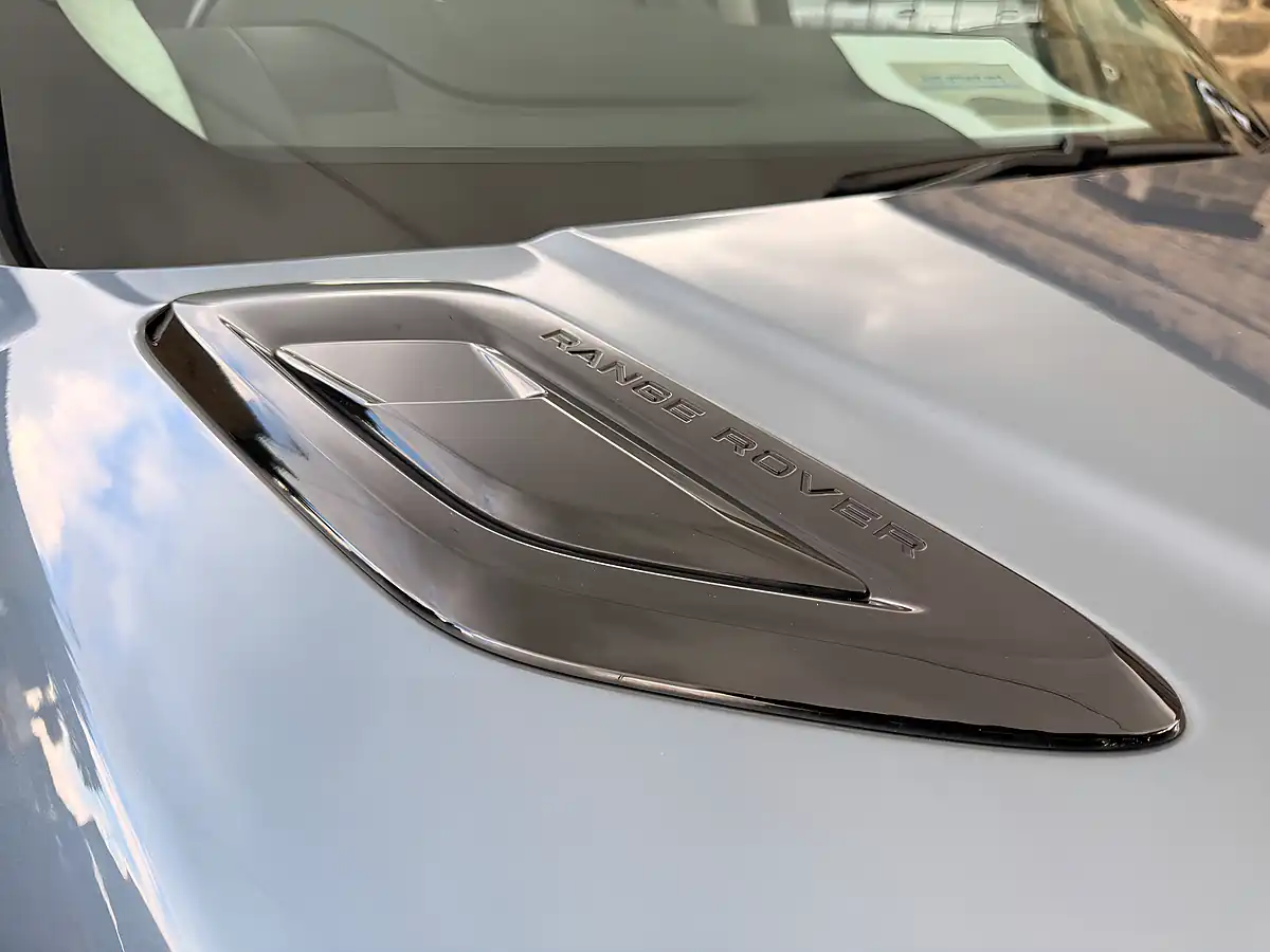 Used 2019 Land Rover Range Rover Sport Autobiography Dynamic Byron Blue - Interior and Exterior details 16