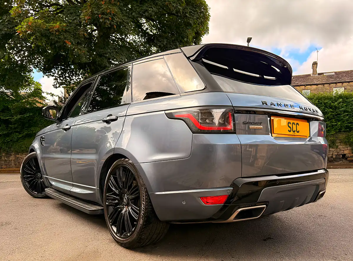 Used 2019 Land Rover Range Rover Sport Autobiography Dynamic Byron Blue - Interior and Exterior details 9