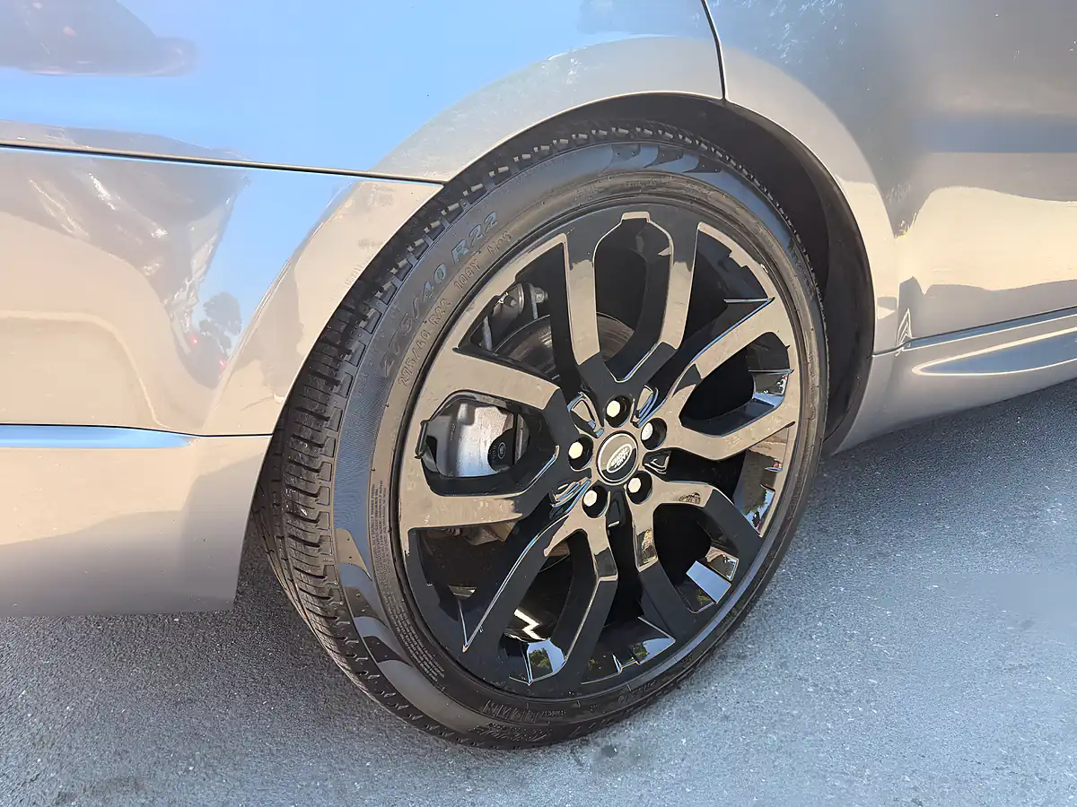 Used 2019 Land Rover Range Rover Sport Autobiography Dynamic Eiger Grey - Interior and Exterior details 10