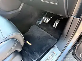 Used 2019 Land Rover Range Rover Sport Autobiography Dynamic Eiger Grey - Interior and Exterior details 15