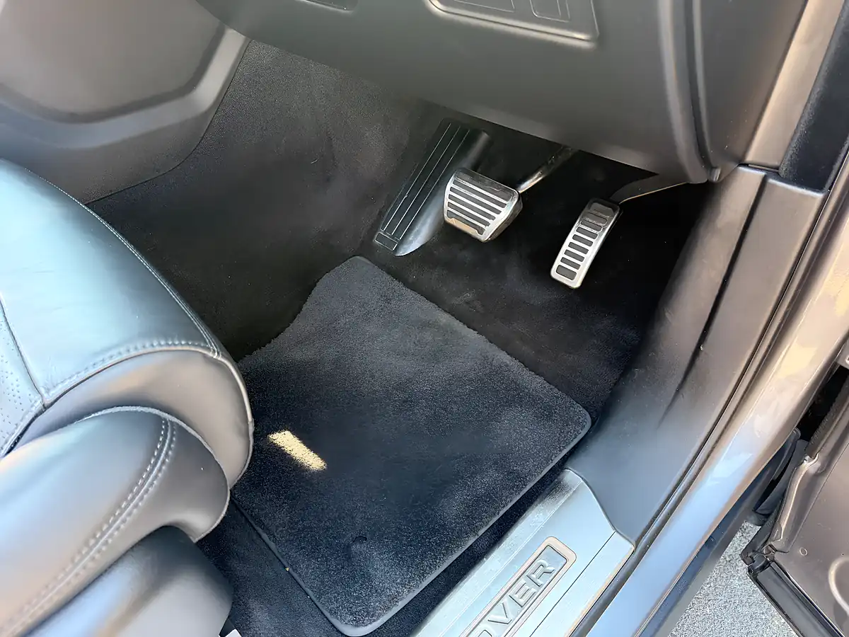 Used 2019 Land Rover Range Rover Sport Autobiography Dynamic Eiger Grey - Interior and Exterior details 15