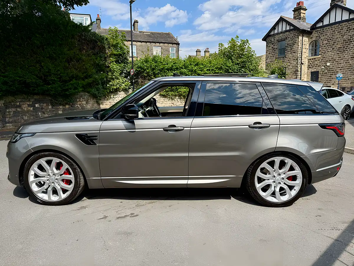 Used 2019 Land Rover Range Rover Sport Autobiography Dynamic Silicon Silver - Interior and Exterior details 8