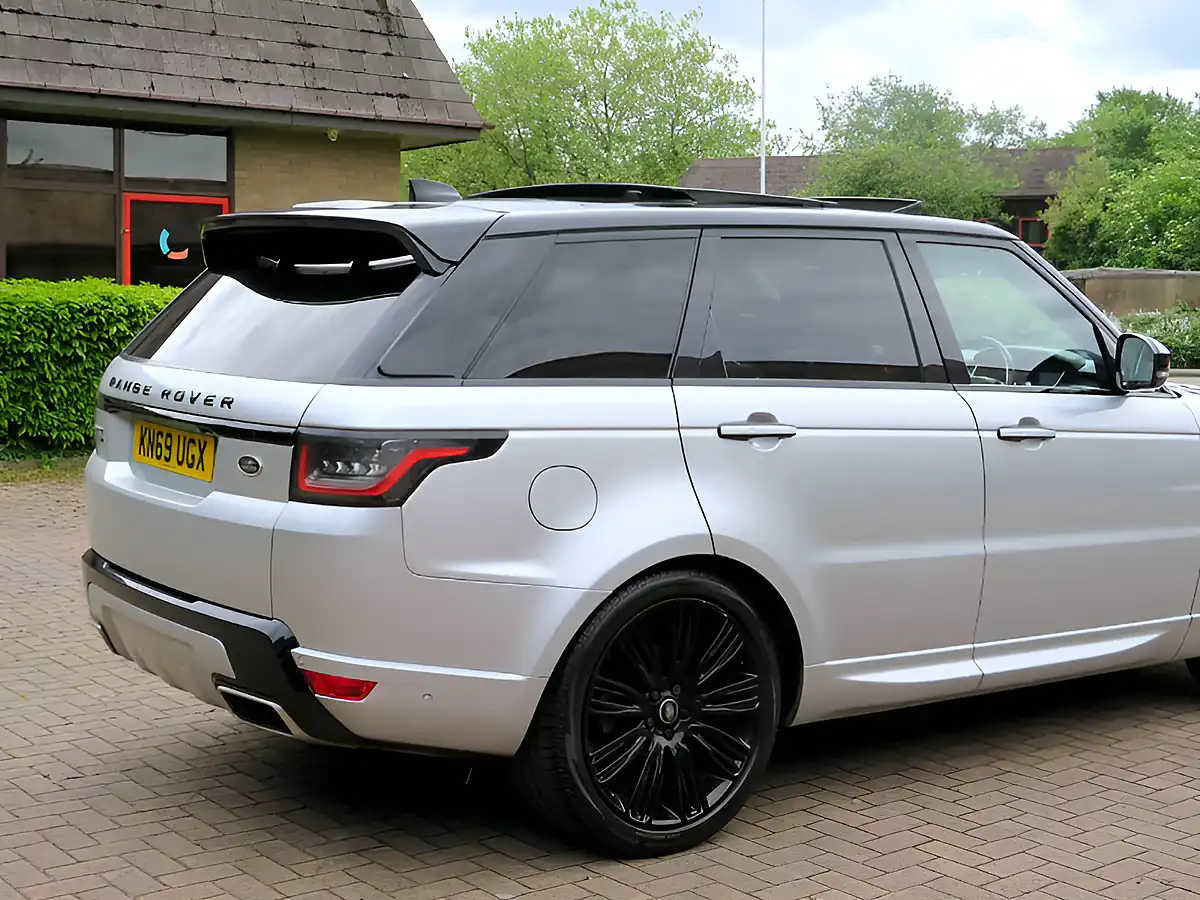 Used 2019 Land Rover Range Rover Sport Autobiography Dynamic Silver - Interior and Exterior details 10