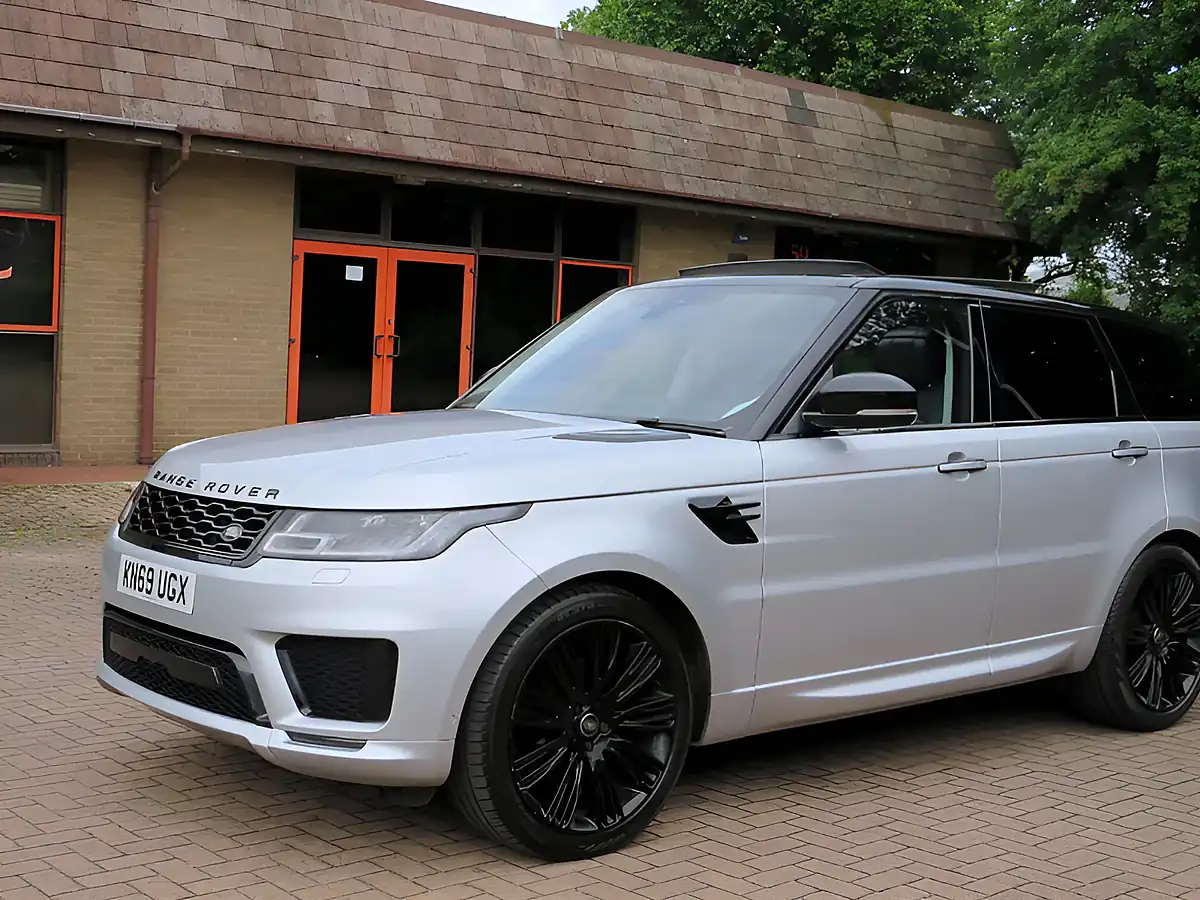 Used 2019 Land Rover Range Rover Sport Autobiography Dynamic Silver - Interior and Exterior details 11